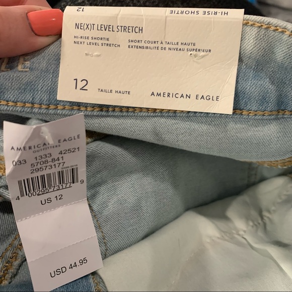 AE High Rise Shorts - Picture 7 of 7